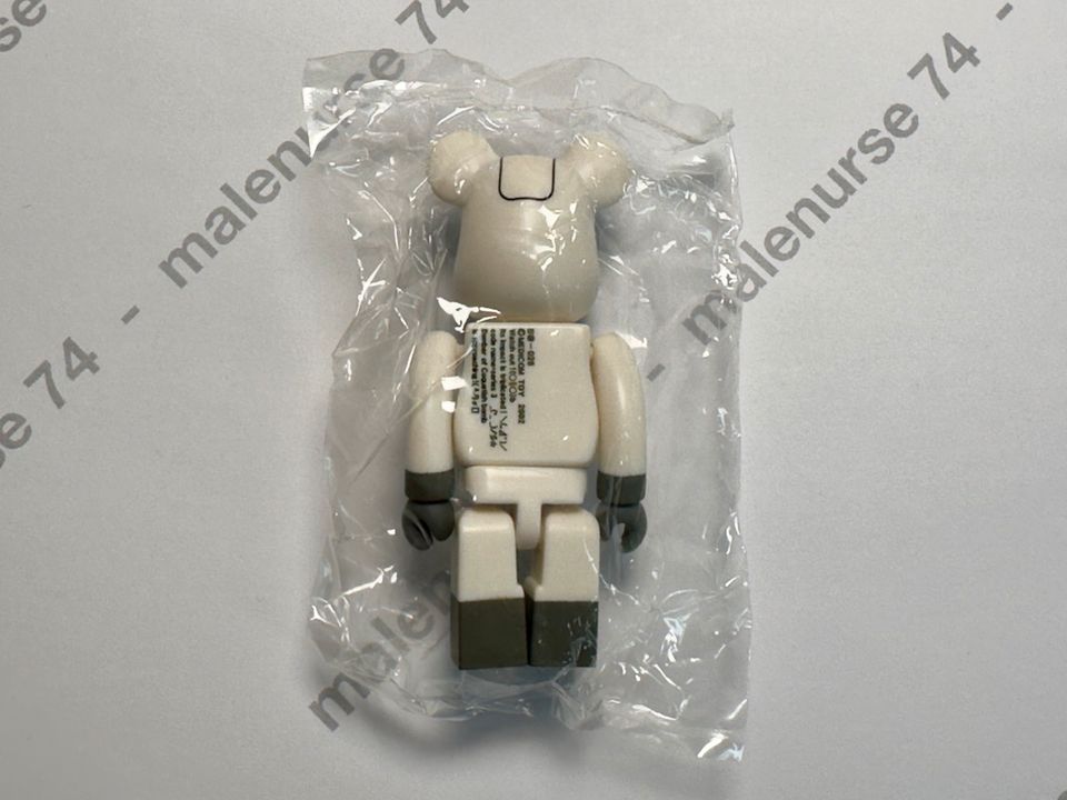 Medicom Toy BEARBRICK 100% Series 3 (2002) SF Astronaut in Düsseldorf