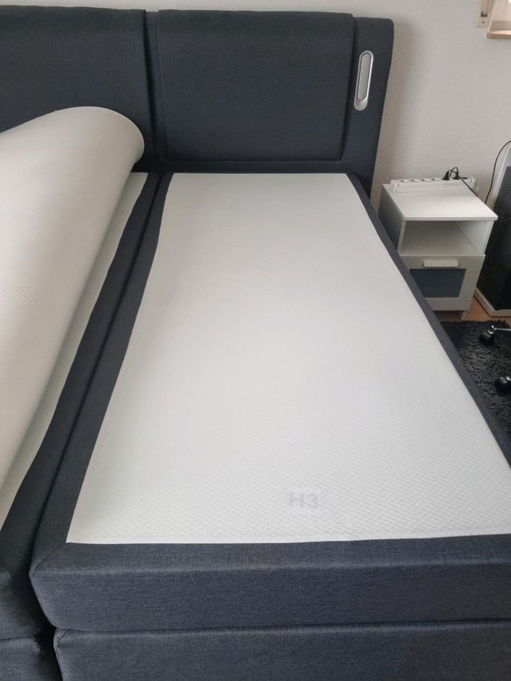 2x2m Boxspring Bett zu verkaufen in Aichhalden