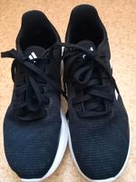 Adidas Damensneaker schwarz-weiss Gr.39 Hessen - Rüsselsheim Vorschau