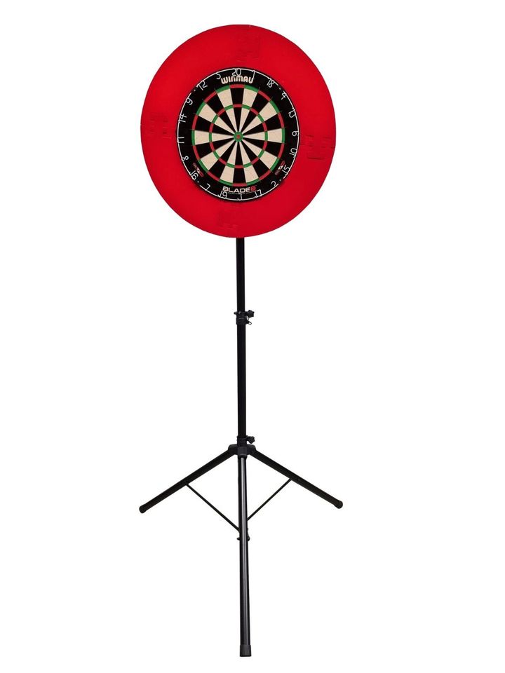 Dartboard Blade 6 + Dartständer + Surround Rot + 2 Satz Darts in Südlohn