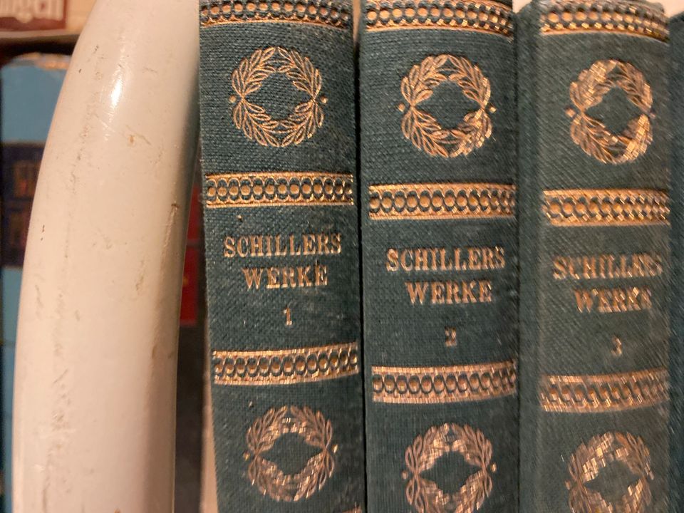 Sammelbände Goethe und Schiller gegen Gebit in Köln