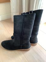 Ugg Boots Stiefel Daphne Gr. 37 Topzustand Nordrhein-Westfalen - Kirchhundem Vorschau