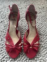 Caprise Peeptoes rot mit Schleife gr.40 NEU Bonn - Ippendorf Vorschau
