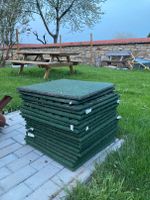 Ich verkaufe 18 Fallschutzmatten grün (50 x 50 cm) Dresden - Gorbitz-Ost Vorschau