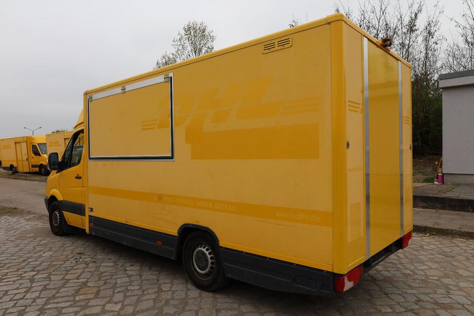 Mercedes-Benz Wohnmobil mit Aufstellklappe links und rechts in Magdeburg