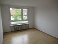 2-Zi.-Whg. mit Garage, Balkon und EBK. Prima Lage in Herrenhausen. Hannover - Herrenhausen-Stöcken Vorschau