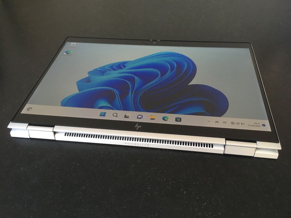 Laptop LTE Win11 i5 8365U HP EliteBook x360 1040 G6 16 /512GB RAM in Zimmritz