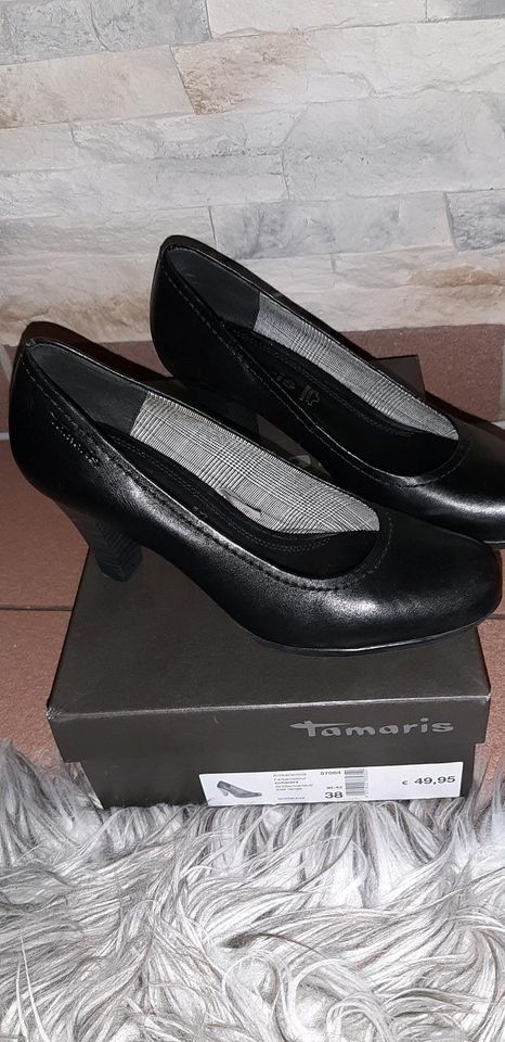 Tamaris Pumps Gr. 38 in Bischofsmais