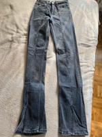 Zara High-Rise Bootcut Jeans dunkel grau Niedersachsen - Rosdorf Vorschau