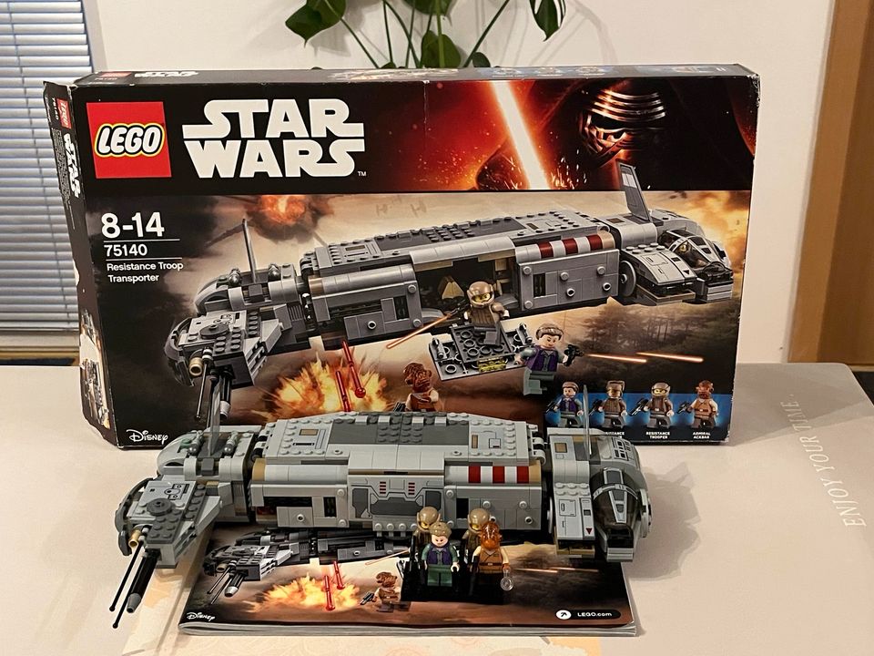 LEGO Star Wars 75140: Resistance Transporter Sehr Guter Zustand in Haar