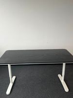 2 x BEKANT Schreibtisch, schwarz gebeiztes Eschenfurnier/weiß Niedersachsen - Osnabrück Vorschau