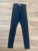 Schwarze Jeans mit Löchern Bayern - Memmingen Vorschau