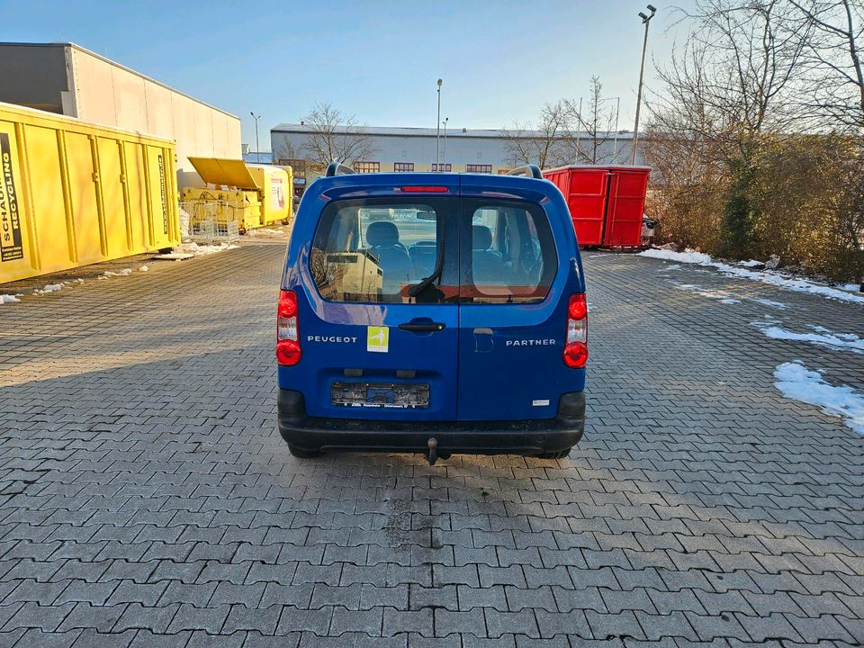 Peugeot Partner 1.6 Benzin TÜV Service Neu !! in Rosenheim
