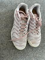 Nike TNS Pink, weis Niedersachsen - Weyhe Vorschau
