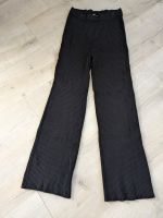 ❤️ H&M Wollgemischhose Basic in Cordoptik schwarz Größe M❤️ Bayern - Kolbermoor Vorschau