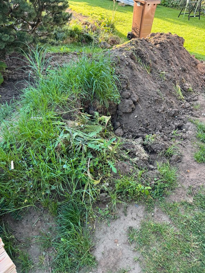 Gartenerde kostenlos abzugeben! in Zirndorf