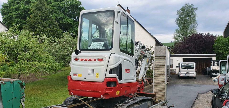 Dumper Minibagger Rüttelplatte Stampfer leihen mieten zu vermiete in Aulendorf