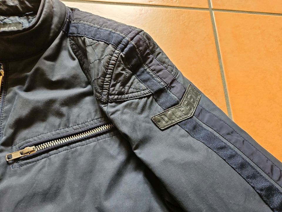 Diesel Jacke Herren Größe M in Bad Homburg