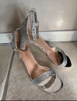 NEU Allegra K Sandalen/Heels mit Absatz Silber Gr. 39 Brandenburg - Fürstenwalde (Spree) Vorschau