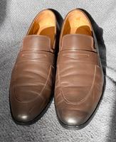 Loafer von Boss in braun Größe UK 9 München - Moosach Vorschau