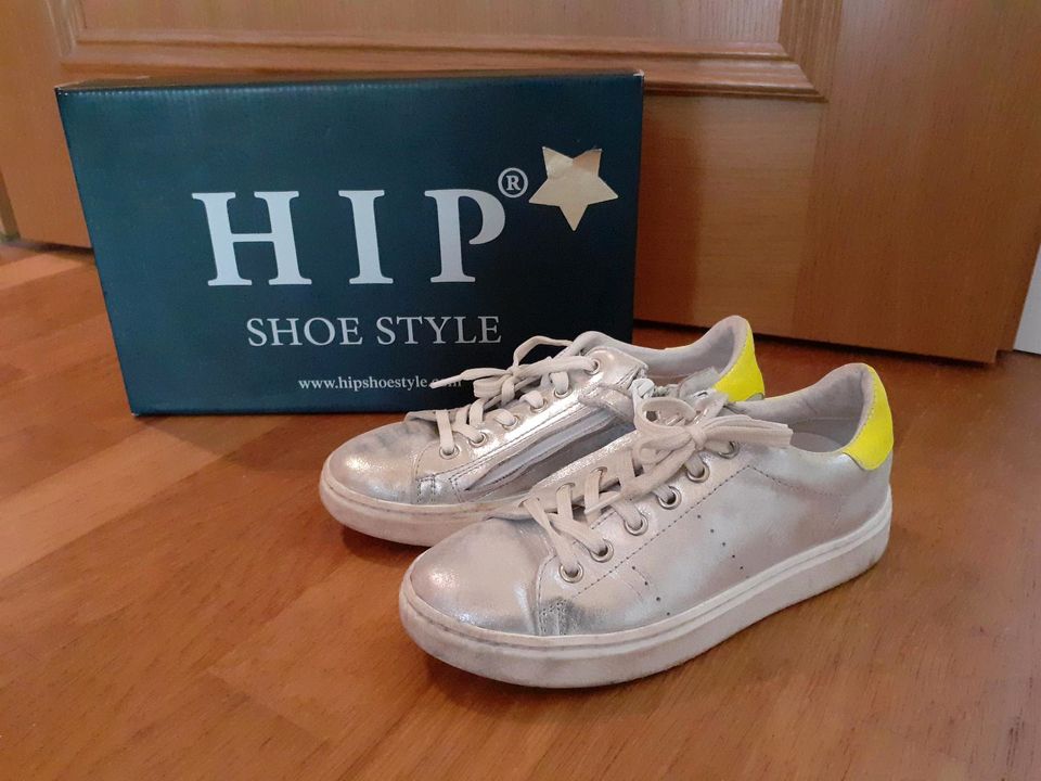 Hip Sneaker Silber Gr. 32 in Pförring