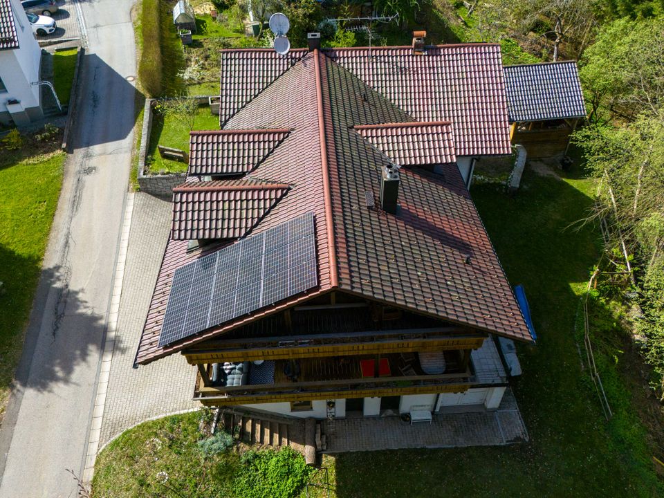 Großzügiges Wohlfühlhaus in ruhiger Waldrandlage, Nähe Tittling in Saldenburg