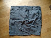 Herren Shorts Jeans Größe 30 / 4XL grau Niedersachsen - Staufenberg Vorschau
