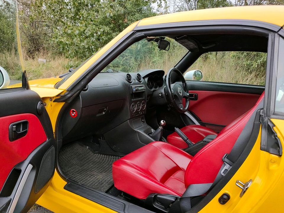 Daihatsu Copen 0.7 Turbo Sondermodell Sunshine in Leipzig