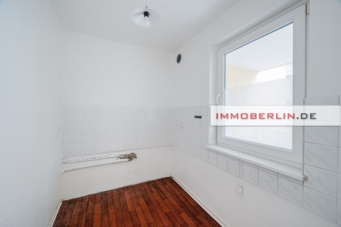 IMMOBERLIN.DE - Erfreuliche Wohnung mit Loggia in beliebter Kiezlage in Berlin