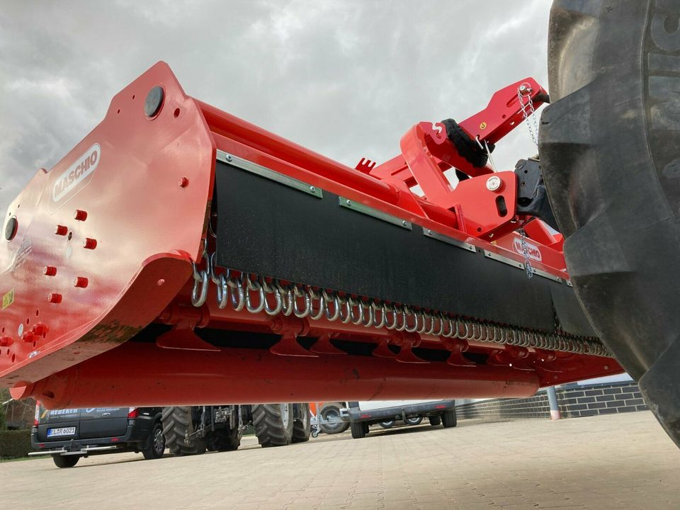 Mulcher Maschio pro Stunde Mietpark Vermietung Miete Mietmaschine in Klein Berßen