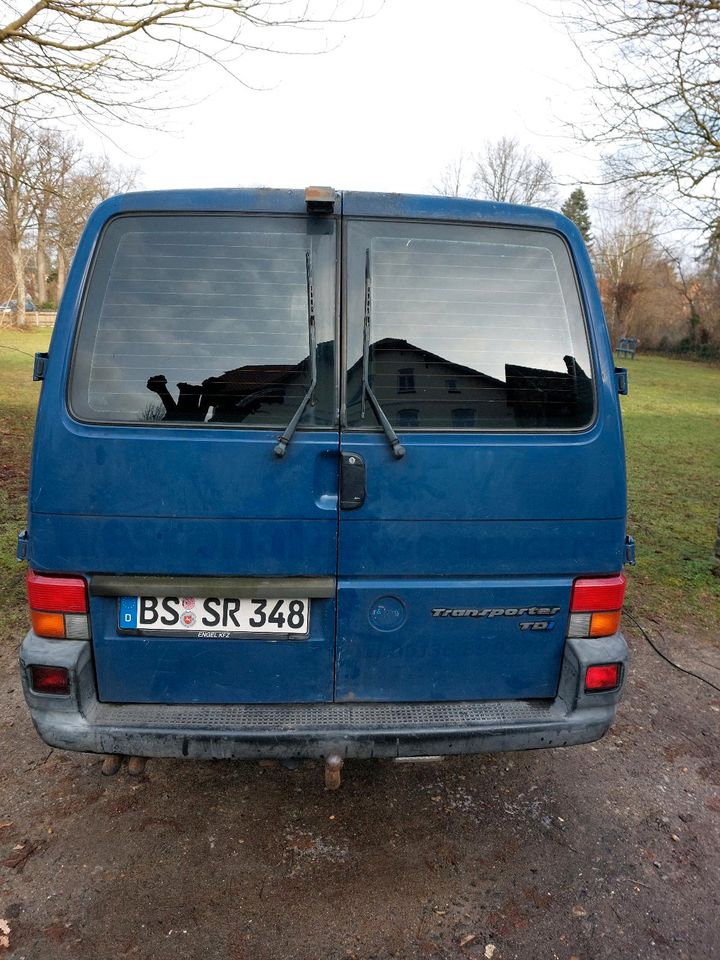 VW BUS T4 TRANSPORTER 2,5 TDI LANG FLÜGELTÜREN in Meinersen