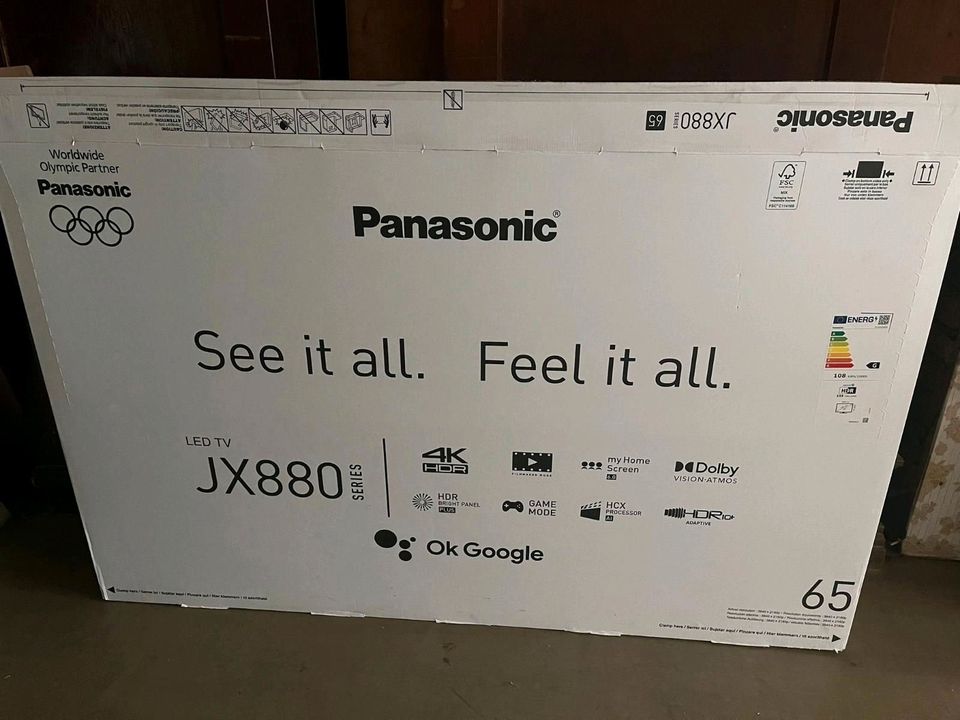 Panasonic 65 Zoll 4K UHD LED TV neuwertig in Hildesheim