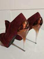 Catwalk Highheels High Heels Pumps Neu Bordeaux Rot Gr. 40 Kr. Altötting - Tüßling Vorschau