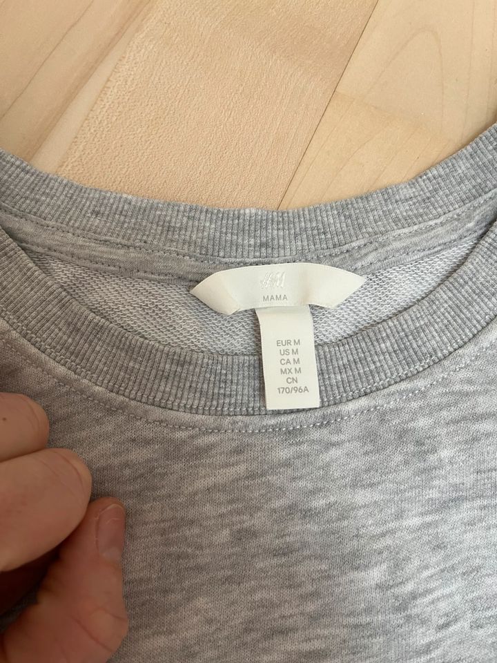 Umstandskleid, Sweatkleid von H&M, Größe M in München