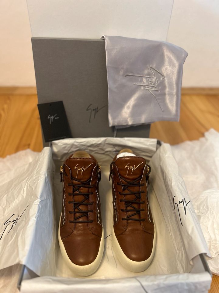 Giuseppe Zanotti leather Größe 40 in München