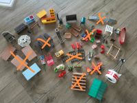 Diverse Einzelteile von Playmobil, Tische, Hocker, Möbel etc. Nordrhein-Westfalen - Heinsberg Vorschau