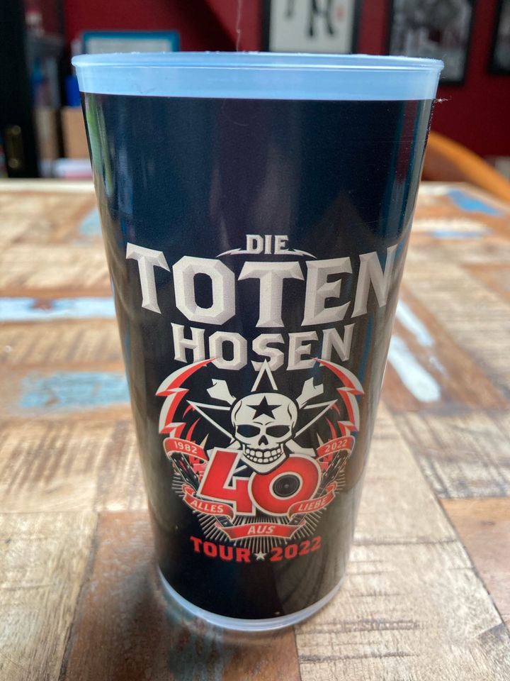 7 x Die Toten Hosen Becher (1 x 0,5 L, 4 x 0,4 L, 2 x 0,3 L) in Bonn