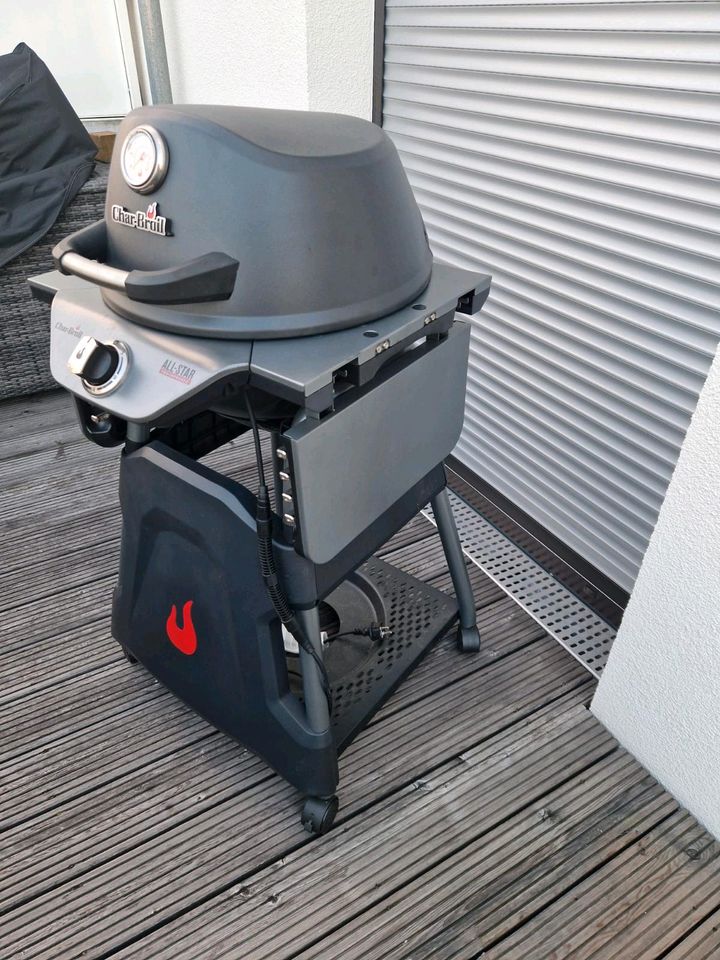 Char-Broil Elektrogrill All-Star 120 B mit Schutzhülle in Dresden