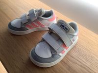 Kinderschuhe Sneaker ADIDAS Gr. 24 Neuwertig Nordrhein-Westfalen - Issum Vorschau