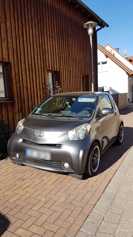 TOYOTA IQ TIEFERGELEGT BREITREIFEN in Aschaffenburg