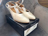 Diamant Tanzschuhe weiß Satin, Gr. 40 Bayern - Neubeuern Vorschau