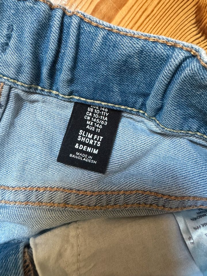 Shorts Jeans H& M slim Größe 140 in Cottbus