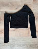 Stradivarius Langarmshirt schwarz schulterfrei Größe M Bayern - Feucht Vorschau