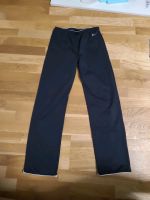 Nike Sporthose Größe 152/158 schwarz hose Berlin - Neukölln Vorschau