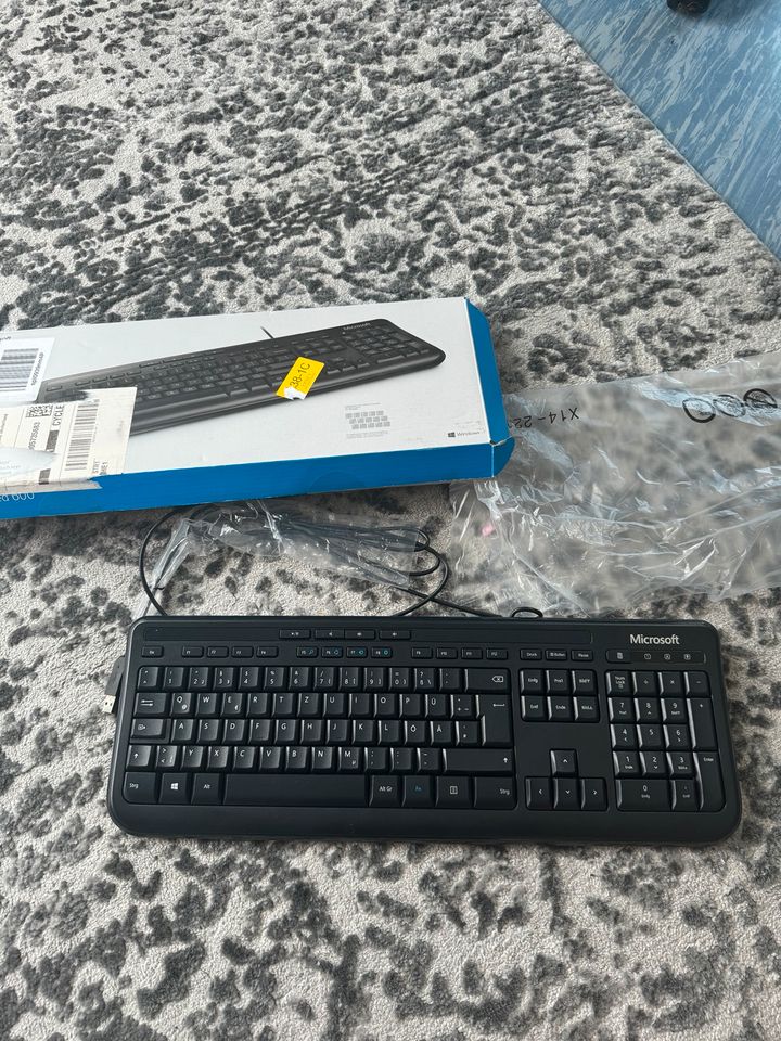 **Microsoft Wired Keyboard zu verkaufen - 15€** in Mainz