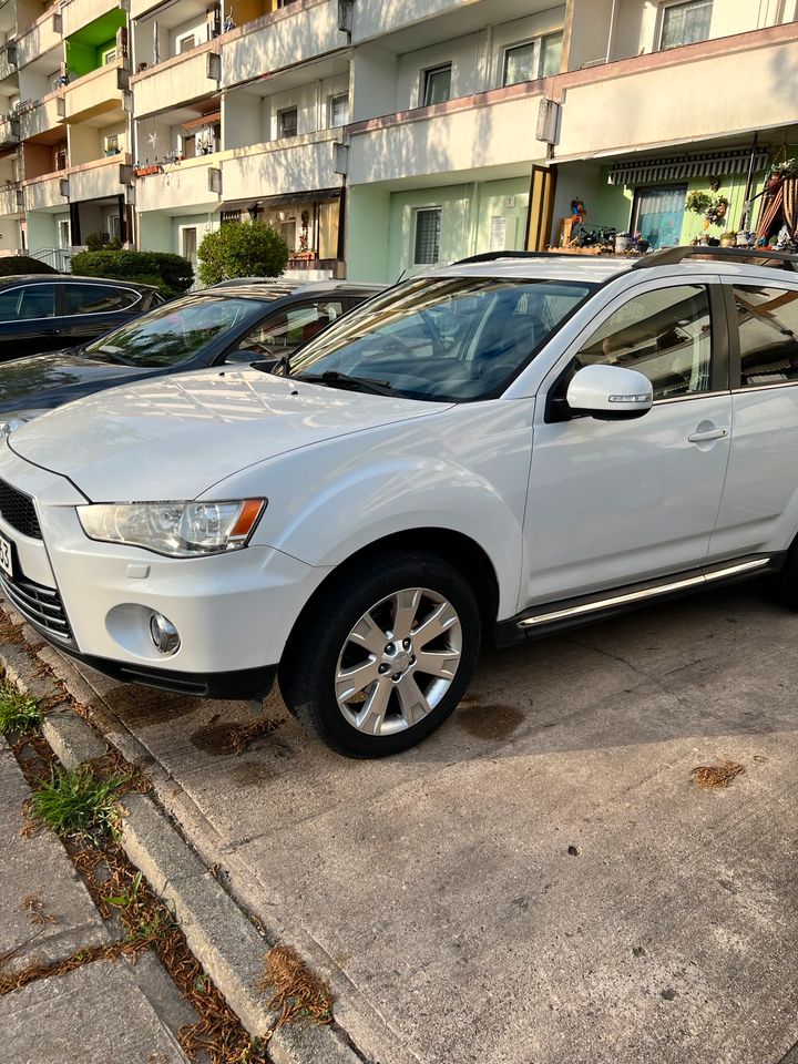 Mitsubishi Outlander 2.2. 177 ps in Bernburg (Saale)