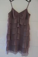 ♥️Neuwertiges Kleid, Trendfarbe lila,Hochzeit,Abiball,Esprit 42♥️ Niedersachsen - Wendeburg Vorschau