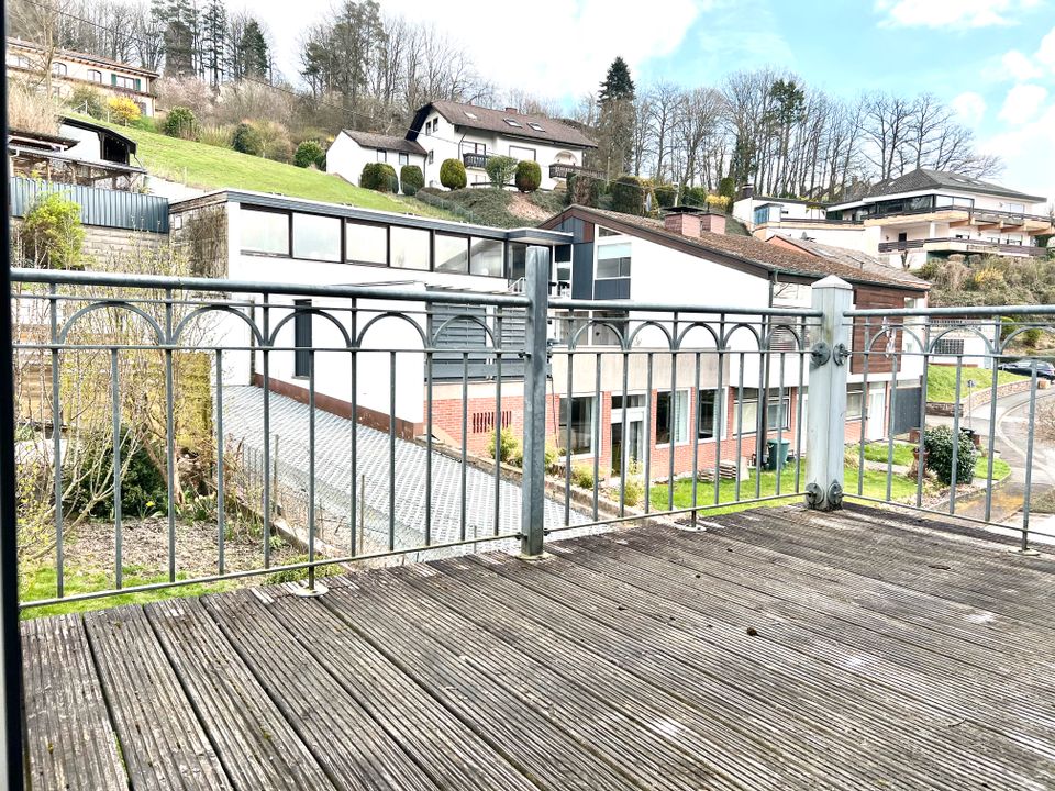 1-2 Familienhaus 201 m² (DHH) in ruhiger Höhenlage - OT IDAR in Idar-Oberstein