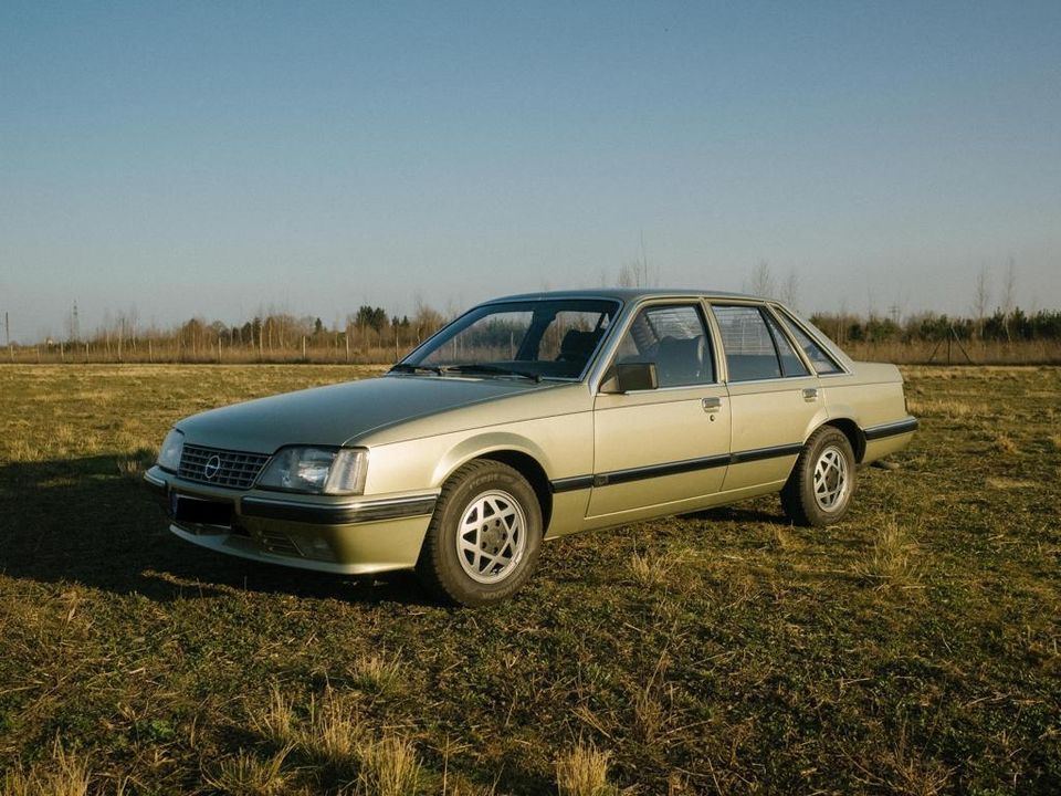 Opel Senator A2 / TÜV Dez. 2025 in München