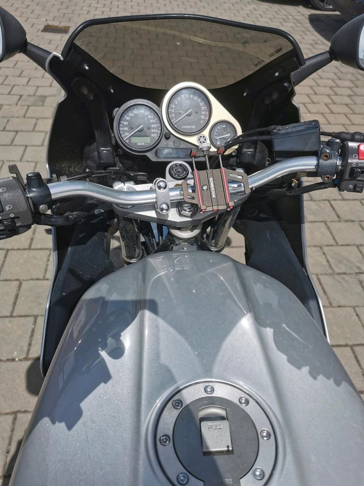 Yamaha fzs 600 in Vohburg an der Donau